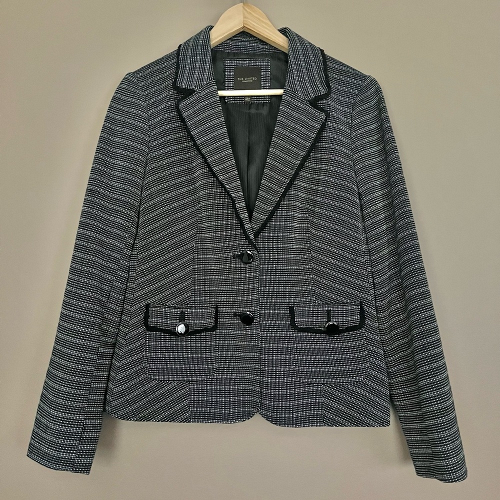 {The Limited} Textured Blazer Jacket in Black & White with Fringe Trim - Medium